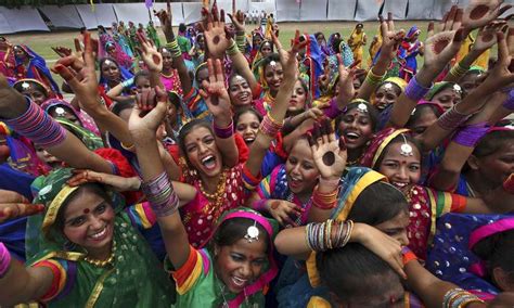 In pictures: India's 68th birthday celebrations - World - DAWN.COM