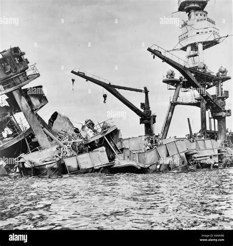 Wreckage of USS Arizona, Pearl Harbor, Hawaii, December 7, 1941 Stock Photo - Alamy