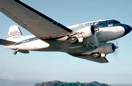 DC-3 | aircraft | Britannica.com