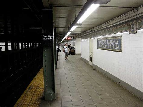 Eastern Parkway–Brooklyn Museum station - Wikiwand