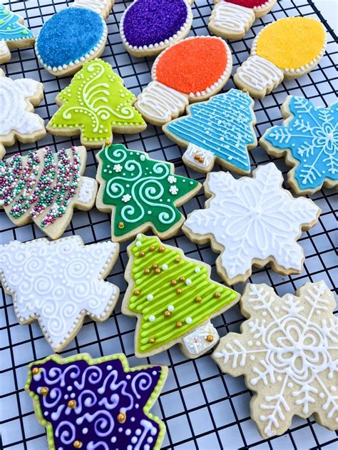 Sorta Fancy Decorated Sugar Cookies | Kick and Dinner | Recipe | Sugar cookies decorated ...