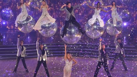 'Dancing With the Stars' season 32 finale: Watch former contestants reunite in opening number ...