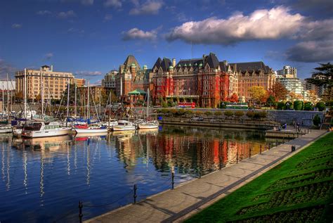 File:The Postcard View -- Victoria, British Columbia.jpg - Wikipedia