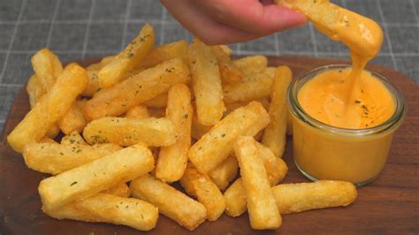 Cách Làm Khoai Tây Chiên Giòn Sốt Phô Mai - Crispy French Fries & Cheese Sauce - Blog Cách Làm ...