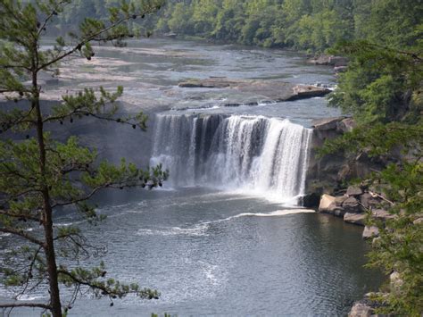 Mystery Couple Seen At Cumberland Falls ~ The Crypto Crew