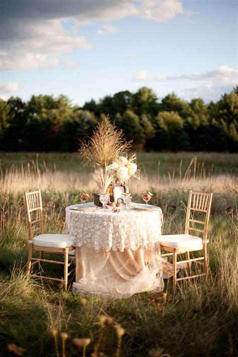 Country Chic Fall Wedding Inspiration - The Sweetest Occasion