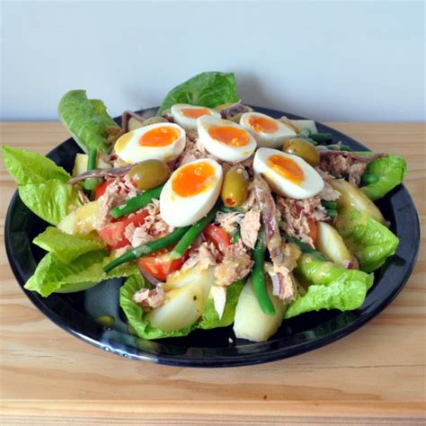 Salade Nicoise Recipe - Flavoursome Delights