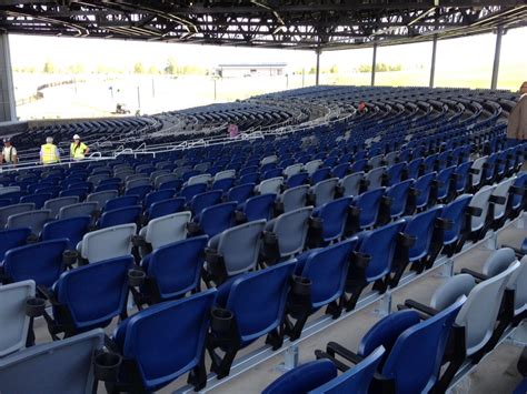 Walnut Creek Amphitheater Seating Capacity | Elcho Table