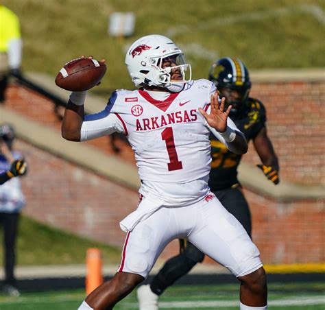 Arkansas Football: A look at KJ Jefferson’s 2021 situational stats