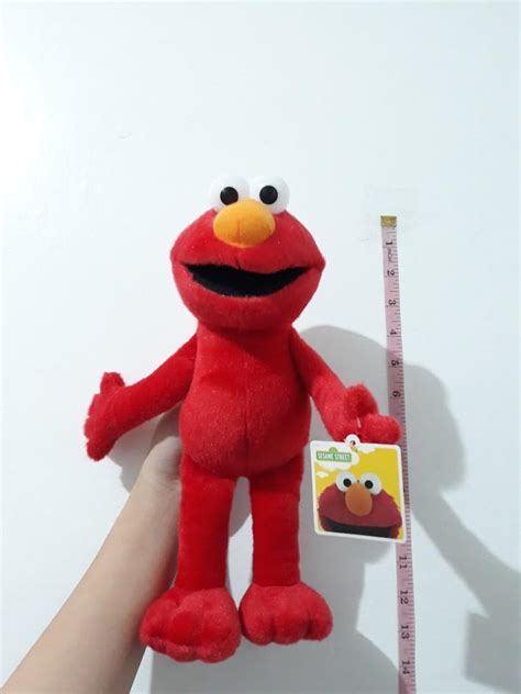 Sesame Street Elmo, Hobbies & Toys, Toys & Games on Carousell