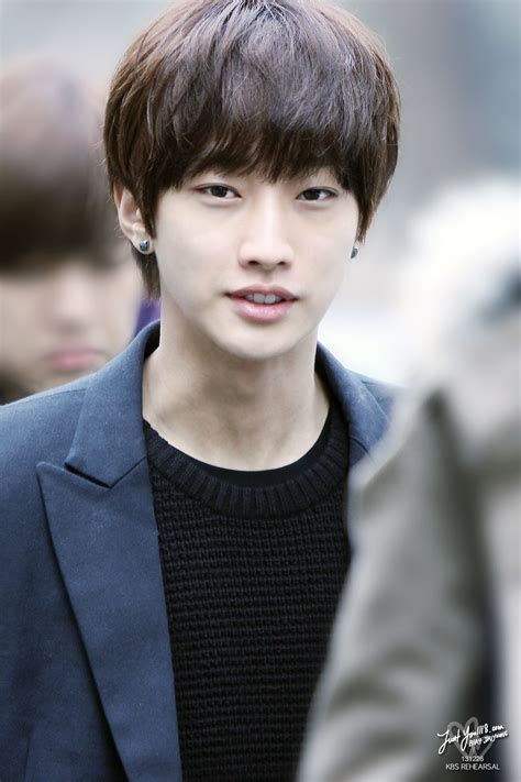 jinyoung b1a4