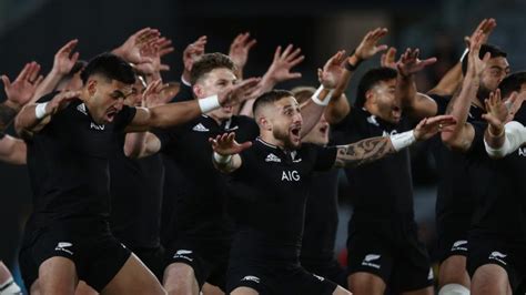 What is the Haka and why do the New Zealand rugby team do it? Explaining the origins and lyrics ...