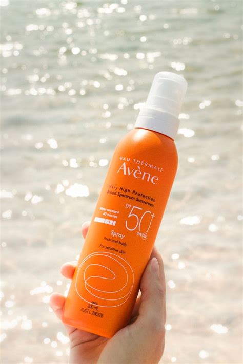 Lightweight, non-greasy and easy to apply, make the Avène Sunscreen Spray SPF 50+ for face and ...