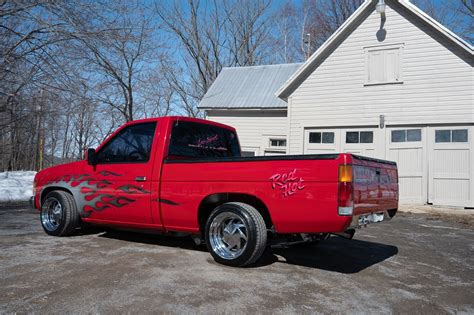 Custom 1988 Nissan Hardbody Lowrider available for Auction | AutoHunter.com | 17176290