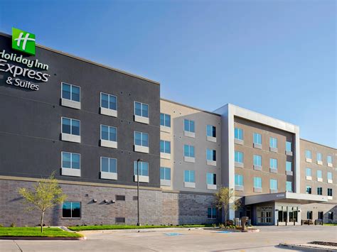 Holiday Inn Express & Suites Lubbock Central - Univ Area - Hotel Reviews & Photos