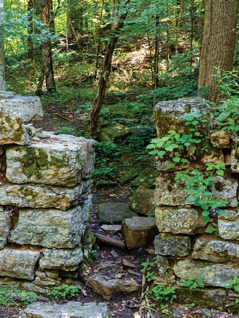 Old Stone Fort State Archaeological Park - The Tennessee Magazine