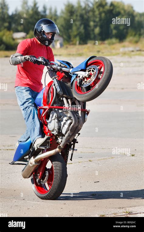 Motorbike wheelie hi-res stock photography and images - Alamy