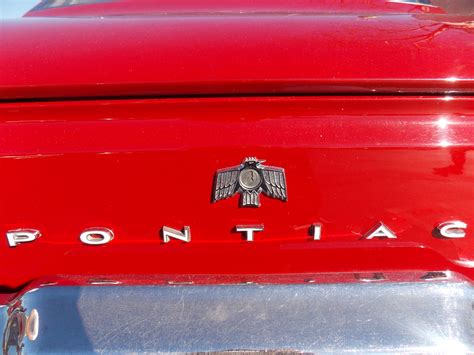 More Cool Classic Car Emblems! | VINTAGE VEHICLES