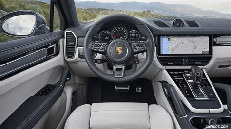 Porsche Cayenne Turbo Coupe | 2020MY | Interior, Cockpit