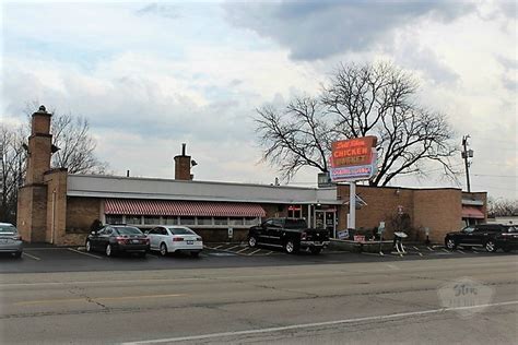 Rt 66 Wandering #6 - Dell Rhea's Chicken Basket