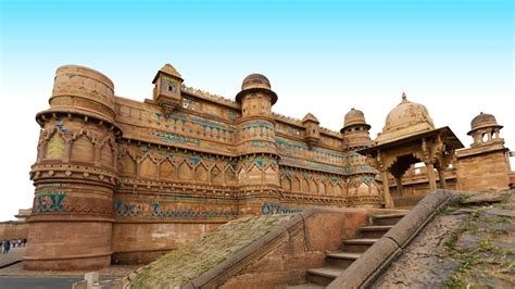 Historical Journey to Gwalior Fort - Your Complete Guide - Tusk Travel Blog