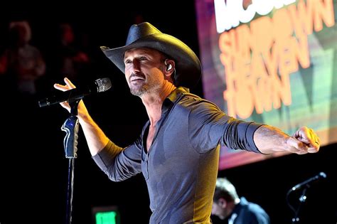 Tim McGraw's Workout Goes Deeper Than the Muscle