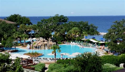 The Grand Hotel Point Clear Resort & Spa In Alabama Is Paradise | Alabama vacation, Hotel points ...