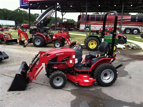 MAHINDRA EMax 25S HST 4wd (24hp) Loader Belly Mower, Decatur AL - 119614854 - Equipmenttrader.com