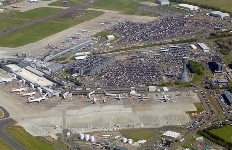 GIP 'ready to sell' Edinburgh Airport as value rockets – Daily Business