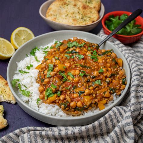 Easy Lentil and Chickpea Curry – Skinny Spatula