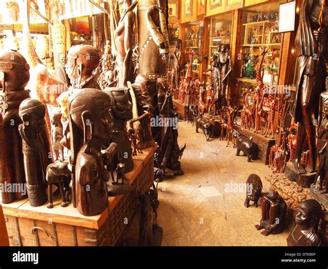 Lots of wooden sculptures in The cultural heritage center in Arusha in Tanzania Stock Photo - Alamy