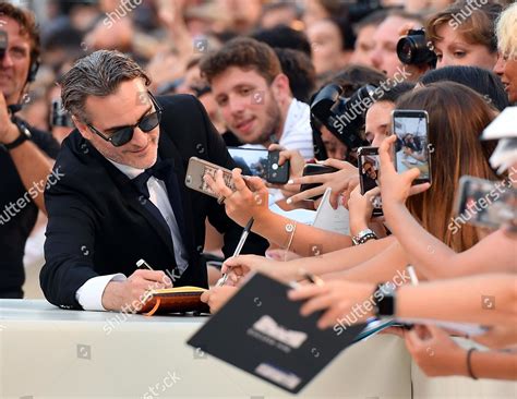 Joaquin Phoenix Signs Autographs He Arrives Editorial Stock Photo ...