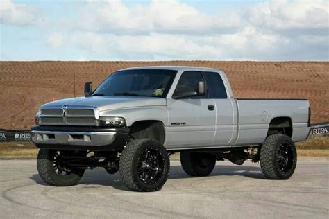 2nd gen Cummins, once again minus the rims , but sharp truck | Dodge ...