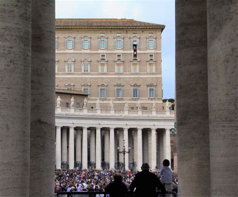 Sunday Mass at the Vatican | Smithsonian Photo Contest | Smithsonian Magazine