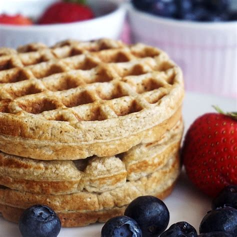 Banana Oatmeal Waffles - Healthy Mini Waffle Maker Recipes