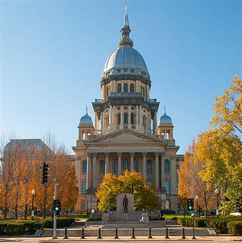 Illinois Capitol Building Stock Photos, Pictures & Royalty-Free Images - iStock