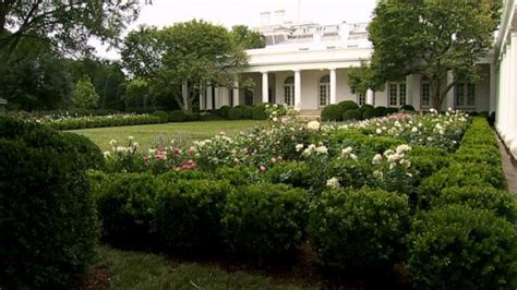 Video White House unveils newly renovated Rose Garden - ABC News