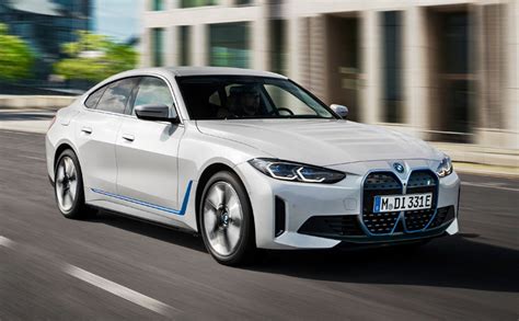 BMW unleashes its new i4 all-electric car - Carjourno