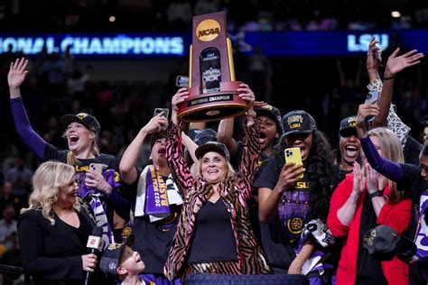 NCAA signs lucrative TV deal for championships, but keeps women’s ...