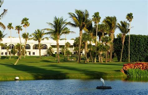 Palm Beach Country Club - Golf Property