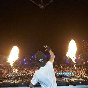 [EDM/Dance] This is an EDM playlist I’ve been constantly adding to for over the past 3 years. At ...