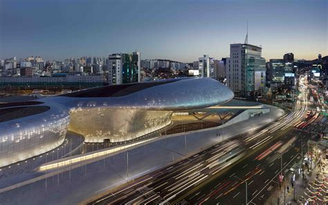 The Landmark Dongdaemun Design Plaza Ddp On Its