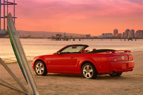 2005 Ford Mustang GT Convertible - HD Pictures @ carsinvasion.com