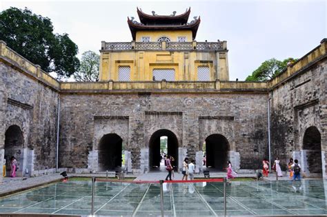 Imperial Citadel Of Thang Long Editorial Image - Image of group, hanoi: 28810150