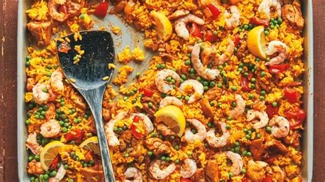 A family-friendly sheet pan paella recipe - Video - Cityline