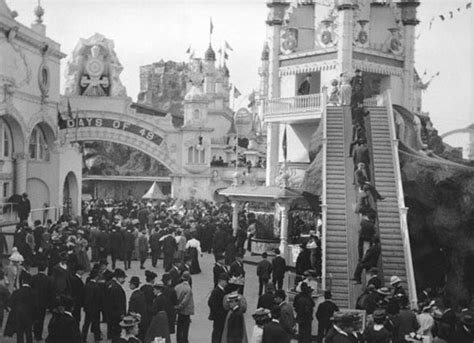 A brief history of the first escalator in Toronto