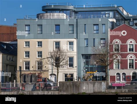 Cork City, Cork, Ireland. 05th April, 2019. Facade of the Maldron Hotel ...