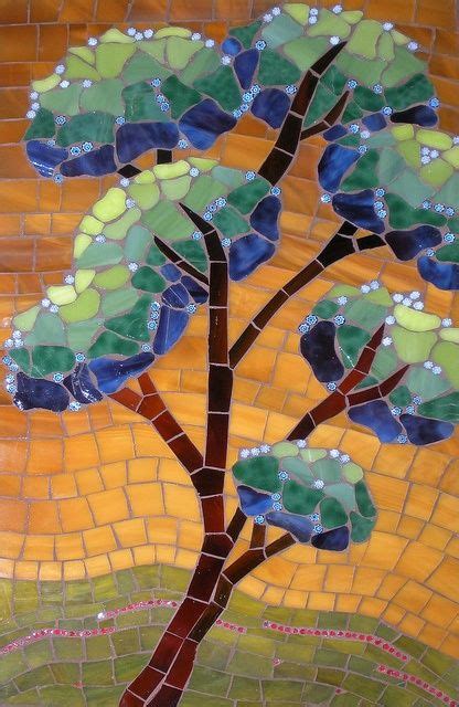 Beautiful mosaic tree #mosaic Tree Mosaic, Mosaic Tile Art, Mosaic Artwork, Mosaic Diy, Mosaic ...