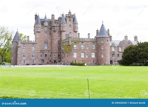 Glamis Castle, Angus, Scotland Editorial Image - Image of united ...