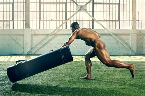 Giants RB Saquon Barkley And His MASSIVE Quads Featured In ESPN 'The ...